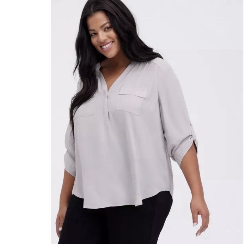 Torrid Harper Light Gray Georgette 3/4 Sleeve‎ Pullover Blouse Size 6X